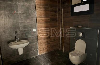 Apartment - 3 Bedrooms - 2 Bathrooms for rent in Fatma Al Sharbatly Mosque - District 3 - The 5th Settlement - New Cairo City - Cairo