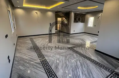 فيلا - 3 غرف نوم - 4 حمامات للايجار في ميفيدا - كمبوندات التجمع الخامس - التجمع الخامس - مدينة القاهرة الجديدة - القاهرة