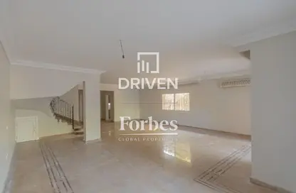 فيلا - 7 غرف نوم - 7 حمامات للبيع في الكرما 2 - الحي الخامس - الشيخ زايد - الجيزة