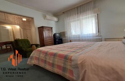 Apartment - 2 Bedrooms - 2 Bathrooms for rent in Zamalek - Cairo