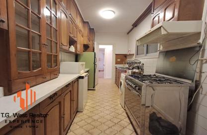 Apartment - 2 Bedrooms - 2 Bathrooms for rent in Zamalek - Cairo