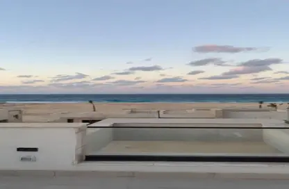 فيلا - 4 غرف نوم - 5 حمامات للبيع في چون - راس الحكمة - الساحل الشمالي