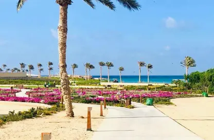 شاليه - 4 غرف نوم - 4 حمامات للبيع في سيزر - قسم مرسي مطروح - الساحل الشمالي