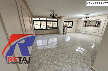 Apartment - 3 Bedrooms - 2 Bathrooms for rent in Omarat Melisa St. - Masaken Al Mohandesin - Nasr City - Cairo