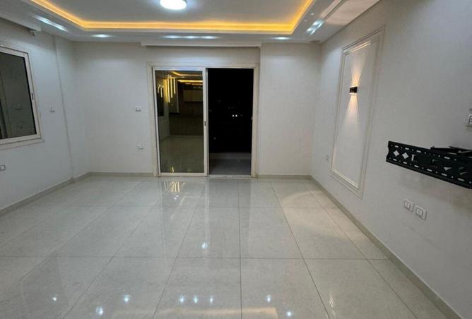 68786000 - Property Main Image