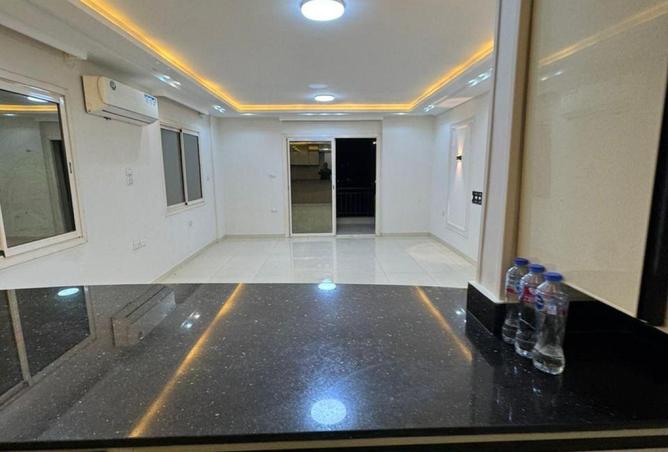 68786000 - Property Image 2