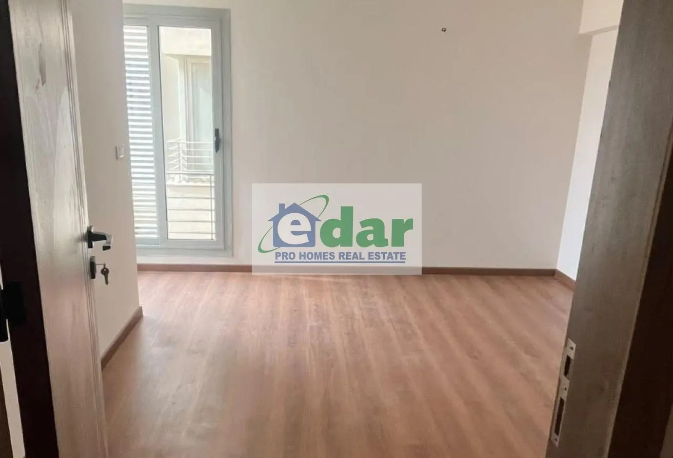 120879755 - Property Main Image