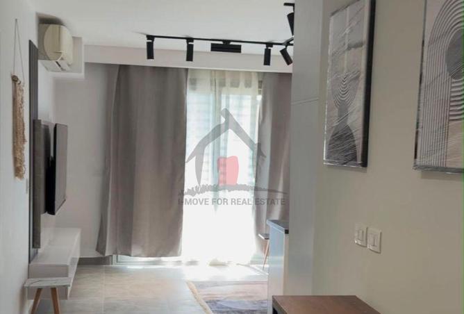 102080015 - Property Image 2