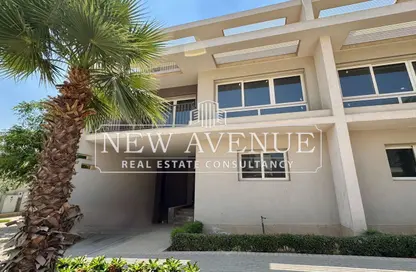 Villa - 5 Bedrooms - 6 Bathrooms for sale in Pyramids Hills - Cairo Alexandria Desert Road - 6 October City - Giza