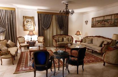 Villa - 5 Bedrooms - 5 Bathrooms for sale in Royal City - Sheikh Zayed Compounds - Sheikh Zayed City - Giza