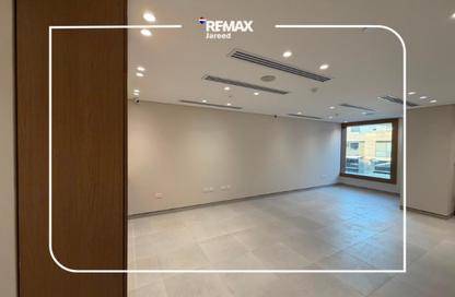 Clinic - Studio - 1 for rent in Skywalk Egypt Business Park - Cairo Alexandria Desert Road - Giza
