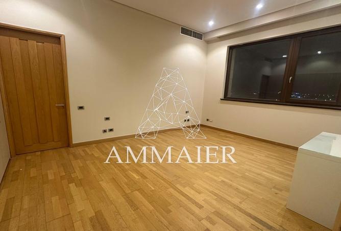 8548600 - Property Image 3