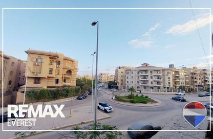Apartment - 3 Bedrooms - 2 Bathrooms for rent in 7th District - Sheikh Zayed City - Giza