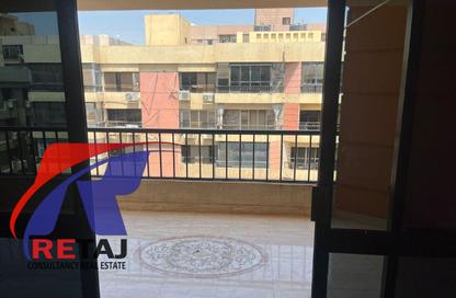 Apartment - 2 Bedrooms - 2 Bathrooms for rent in Omar Ibn Al Khattab St. - Al Sefarat District - Nasr City - Cairo