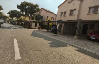 Twin House - 3 Bedrooms - 4 Bathrooms for sale in Eleva - Uptown Cairo - Mokattam - Cairo