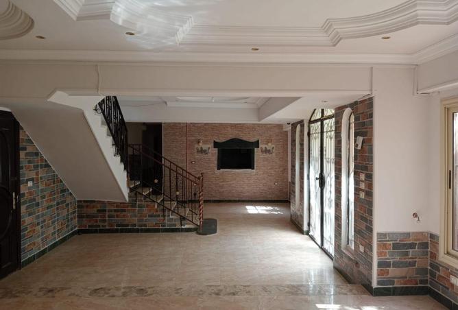 8648615 - Property Image 2