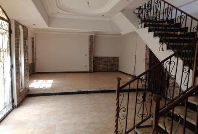 8648615 - Property Image 3