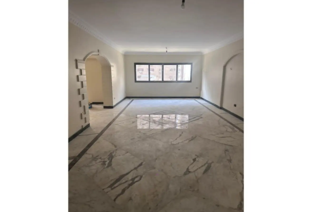 83407932 - Property Main Image