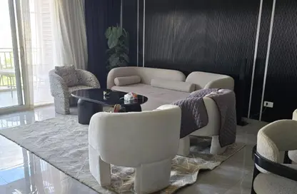 (بنتهاوس  (روف - 3 غرف نوم - 2 حمامات للايجار في أكتوبر بلازا - كمبوندات 6 أكتوبر - مدينة 6 أكتوبر - الجيزة