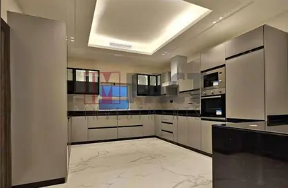 Apartment - 3 Bedrooms - 2 Bathrooms for sale in Swan Lake Residence - 5th Settlement Compounds - The 5th Settlement - New Cairo City - Cairo