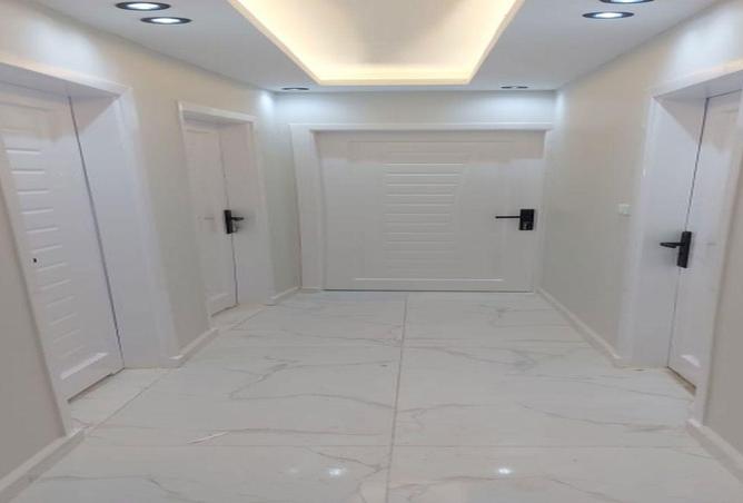 62411353 - Property Image 2