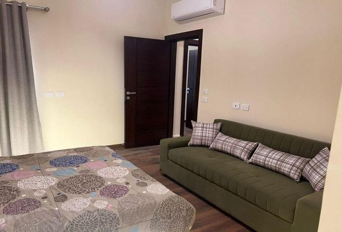 8573660 - Property Image 3