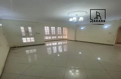 Office Space - 2 Bedrooms - 1 Bathroom for rent in Sayed Zakaria St. - Sheraton Al Matar - El Nozha - Cairo