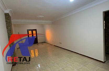 Apartment - 3 Bedrooms - 2 Bathrooms for rent in Street 1 - District 3 - The 5th Settlement - New Cairo City - Cairo Apartment - 3 Bedrooms - 2 Bathrooms for rent in Street 1 - District 3 - The 5th Settlement - New Cairo City - Cairo