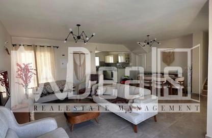 Twin House - 3 Bedrooms - 3 Bathrooms for rent in Mountain View - Ras Al Hekma - North Coast