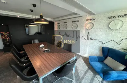 مساحات مكتبية - 4 غرف نوم - 2 حمامات للايجار في شارع التسعين الشمالي - التجمع الخامس - مدينة القاهرة الجديدة - القاهرة