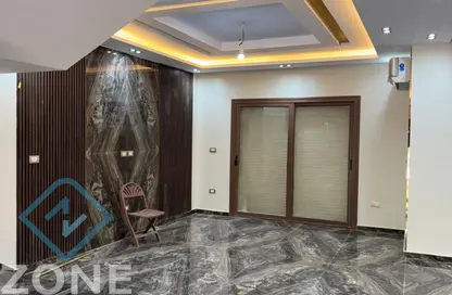 فيلا - 3 غرف نوم - 3 حمامات للايجار في پريڤادو - مدينتي - القاهرة