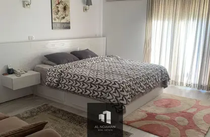 Villa - 4 Bedrooms - 5 Bathrooms for sale in Beverly Hills Road - 17th District - Sheikh Zayed City - Giza