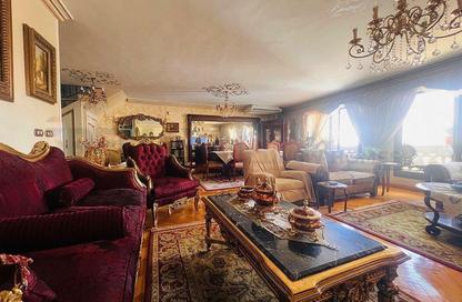Apartment - 3 Bedrooms - 3 Bathrooms for sale in Kafr Abdo St. - Kafr Abdo - Roushdy - Hay Sharq - Alexandria