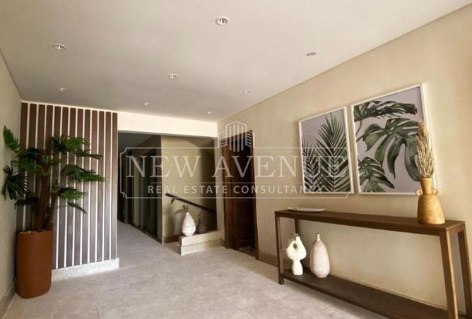 102060312 - Property Image 2
