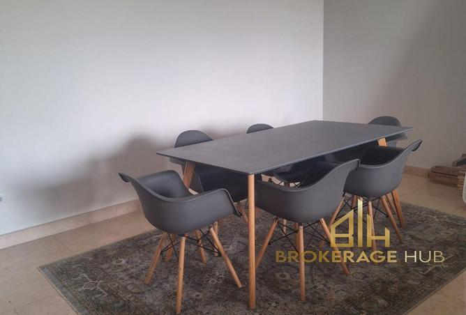 74027381 - Property Image 3