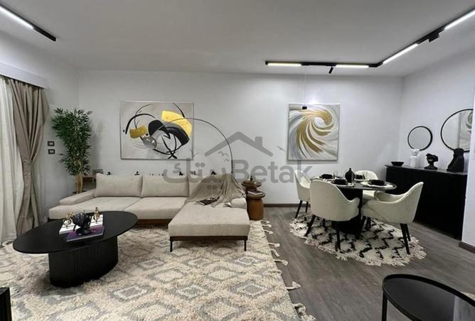 98008632 - Property Main Image