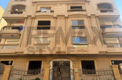Apartment - 3 Bedrooms - 2 Bathrooms for sale in Al Andalus District - New Cairo City - Cairo