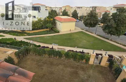 Villa - 4 Bedrooms - 3 Bathrooms for rent in Levana - Uptown Cairo - Mokattam - Cairo