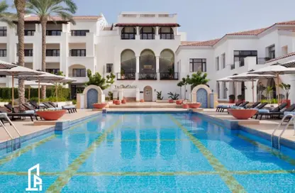 شقق فندقية - 2 غرف نوم - 2 حمامات للبيع في مراسي - سيدي عبد الرحمن - الساحل الشمالي