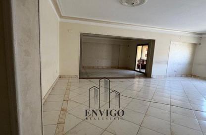 Apartment - 3 - 2 for sale in Helmy Hassan Ali St. - 8th Zone - Nasr City - Cairo