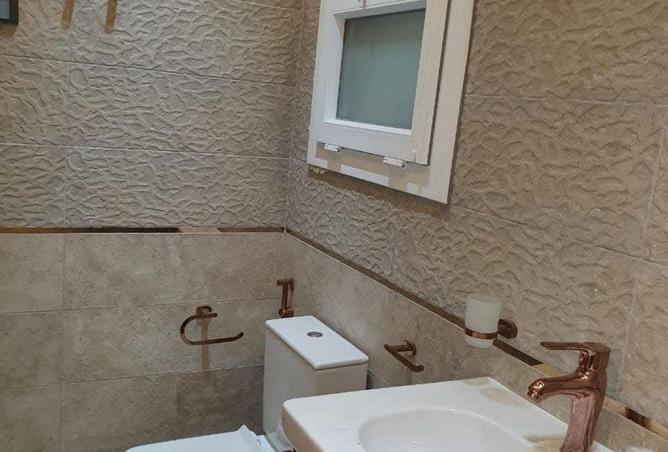 82868172 - Property Image 3