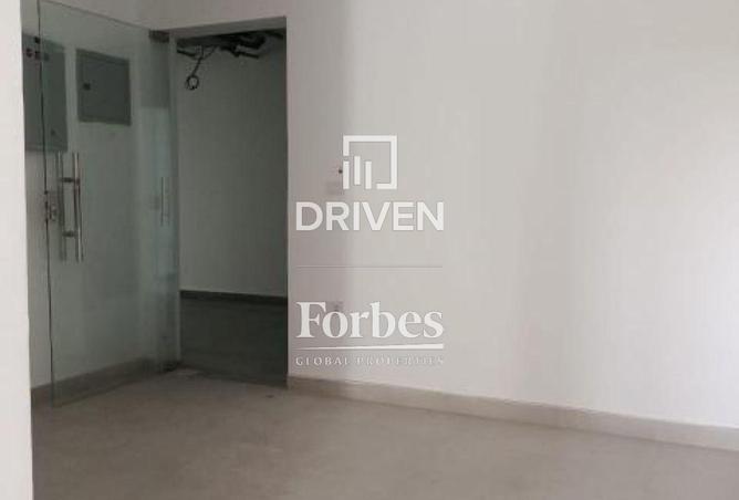 8546025 - Property Image 3