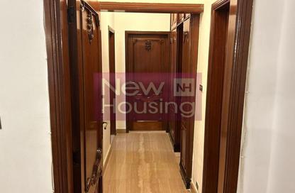 Apartment - 2 Bedrooms - 2 Bathrooms for rent in Zamalek - Cairo