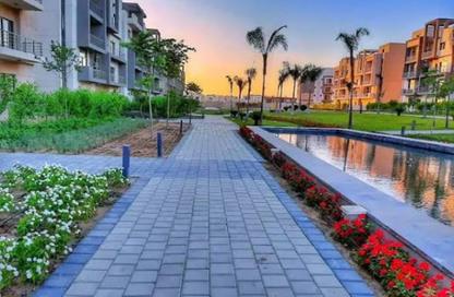 Apartment - 2 - 2 for sale in Fifth Square - The 5th Settlement - New Cairo City - Cairo