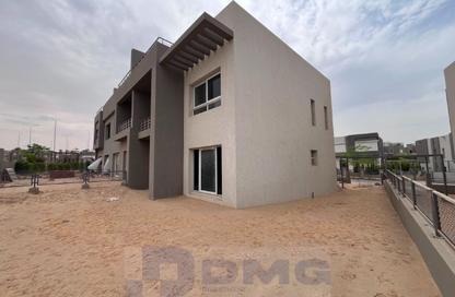 Townhouse - 3 Bedrooms - 4 Bathrooms for sale in Etapa - Sheikh Zayed Compounds - Sheikh Zayed City - Giza Townhouse - 3 Bedrooms - 4 Bathrooms for sale in Etapa - Sheikh Zayed Compounds - Sheikh Zayed City - Giza
