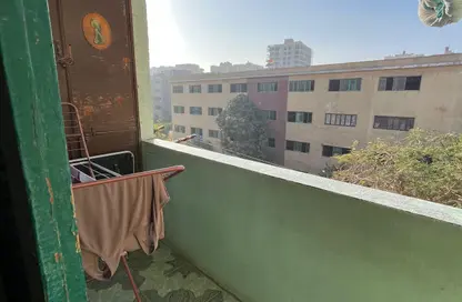 Apartment - 2 Bedrooms - 1 Bathroom for sale in Hassan Ma'moon St. - 6th Zone - Nasr City - Cairo