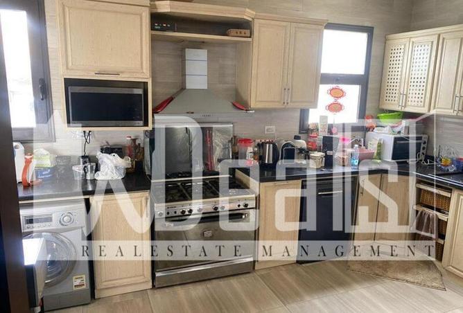 74308402 - Property Image 3
