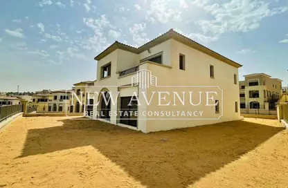 Villa - 5 Bedrooms - 5 Bathrooms for sale in Golf Side - Uptown Cairo - Mokattam - Cairo