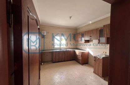 Apartment - 4 - 3 for sale in Area B - Ganoob El Acadimia - New Cairo City - Cairo Apartment - 4 - 3 for sale in Area B - Ganoob El Acadimia - New Cairo City - Cairo