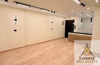 Apartment - 2 Bedrooms - 1 Bathroom for sale in Madinaty - Cairo